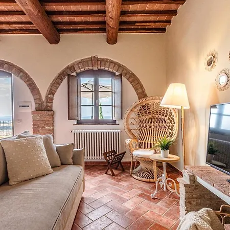 דירה Nel Cuore Della Toscana Con Piscina אסיאנו